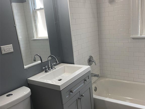 2nd image of 5743 S Hermitage Ave #2