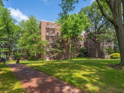 3061 Edwin Ave APT 4G, Fort Lee, NJ, 07024