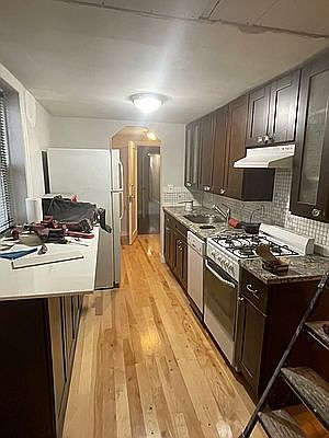 1st image of 28-29 41st St #1G