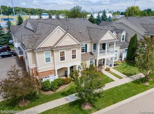 9103 Addington Dr, Commerce Township, MI