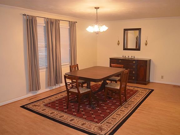 5th image of 101 Hillcrest Dr