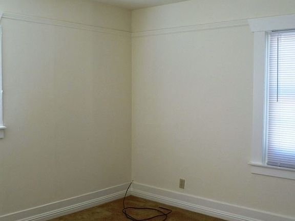 5th image of 213 Arkansas St