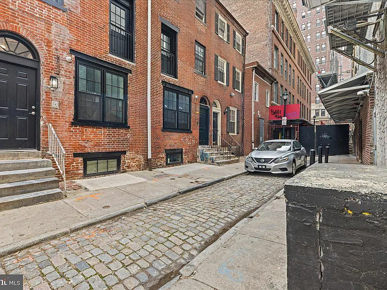 1222 Chancellor St #3 — Photo 1