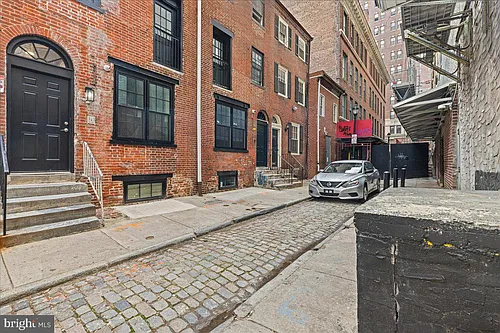 1222 Chancellor St #1F Photo 1