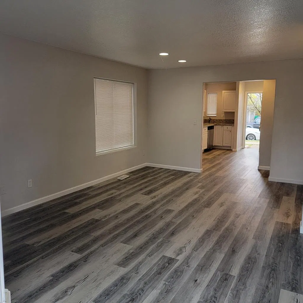 2 bed, 1.5 bath, 1200 sqft, $2,200 — Photo 4