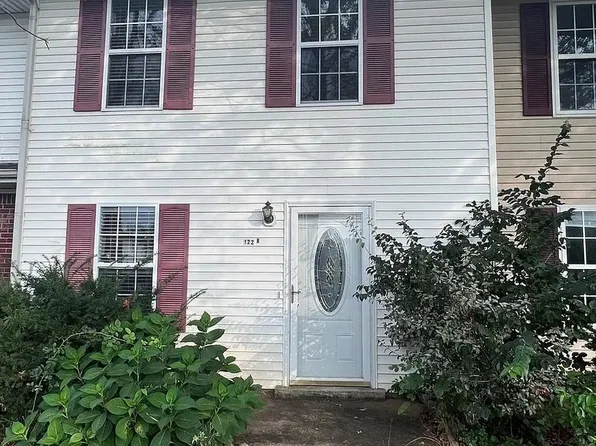 122 Westwood Cir APT B, Bowling Green, KY 42101