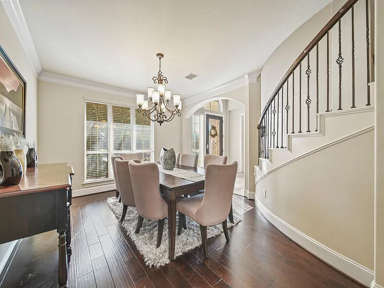2523 Crossvine Dr — Photo 6