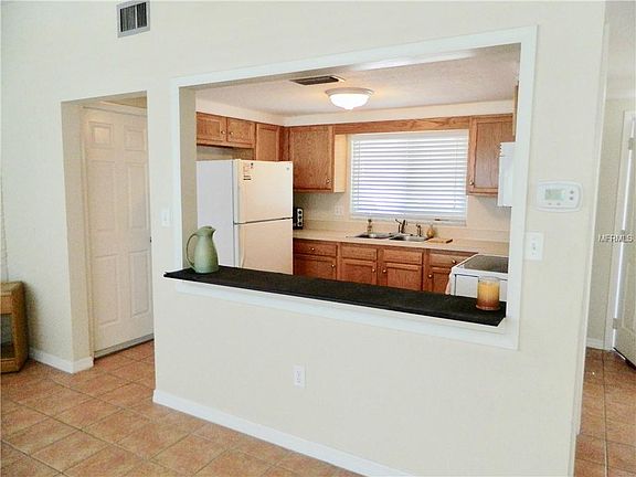 3rd image of 7636 Bougenville Dr