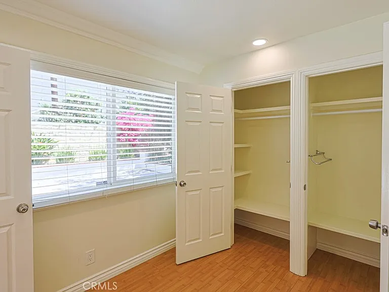 11851 Wisteria Ave — Photo 28