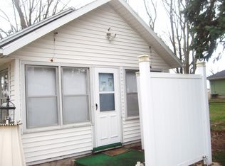 320 Magnolia Rd, Huron, OH 44839