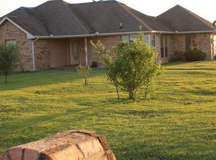 243 Ridge Oak Dr, Red Oak, TX 75154