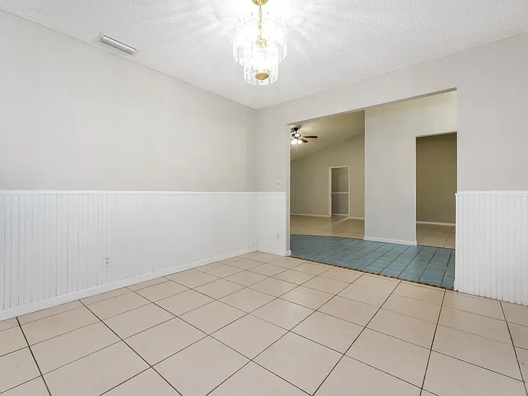 547 Indigo Ave — Photo 5