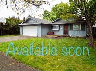 526 Panda Loop, Eugene, OR 97401