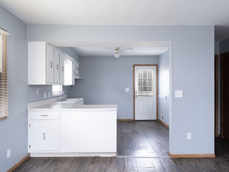 1st image of 6489-6491 N 106th St #6489