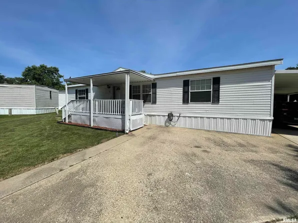 3500 N Dirksen Pkwy #30, Springfield, IL 62702