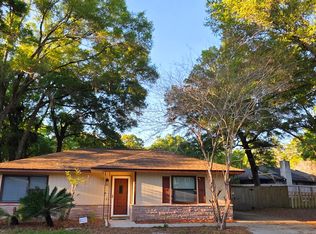 25829 Westmoreland St, Mount Plymouth, FL 32776