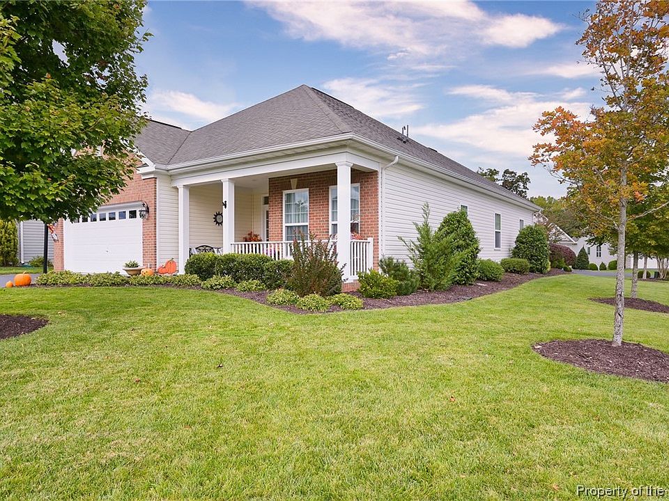 1st image of 4016 Kings Oak Ln