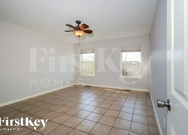 44 Spring Borough Ct — Photo 8