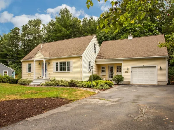 38 Concord Rd, Chelmsford, MA 01824
