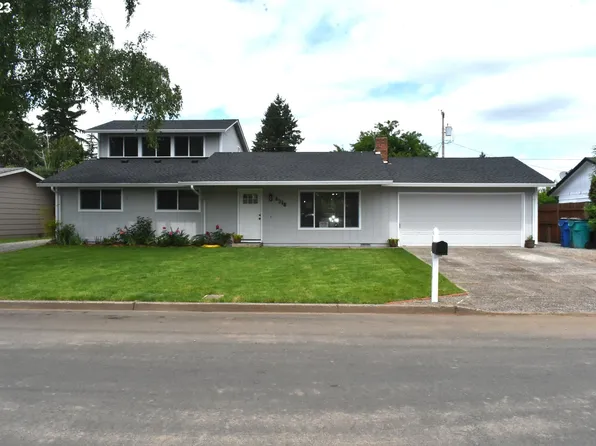 8318 NE Benton Dr, Vancouver, WA 98662