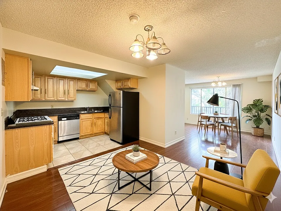 4554 Russell Ave #2