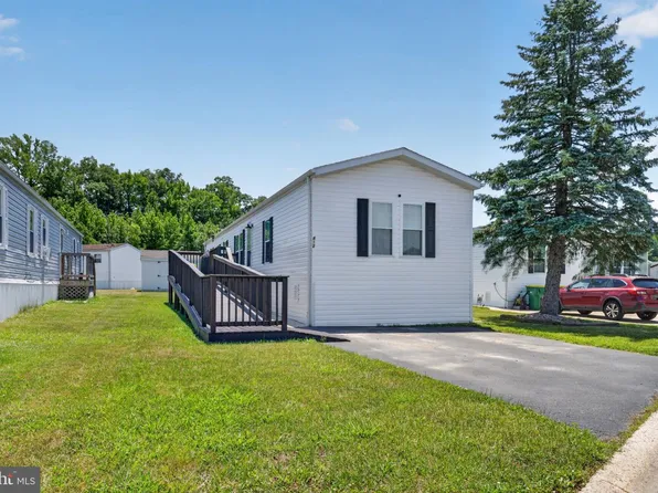 412 Ranee Loop, Bear, DE 19701