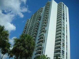 3675 N Country Club Dr APT 107, Aventura, FL 33180