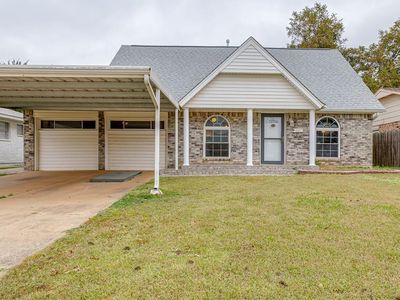1013 NW 6th St, Moore, OK, 73160