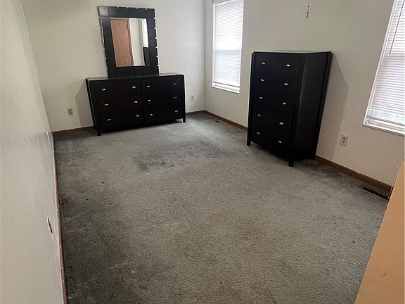 5th image of 1296 Andrus St