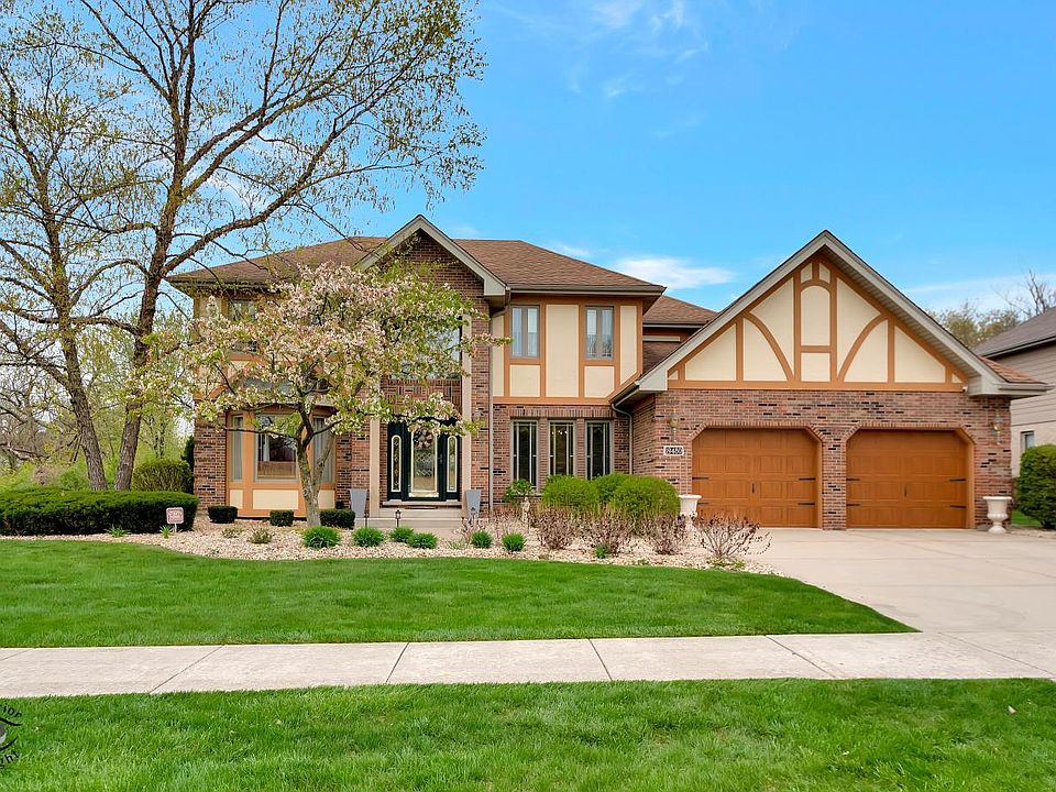 1st image of 19480 Yorkshire Dr