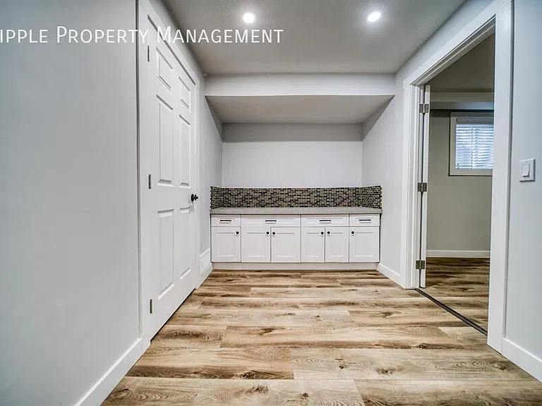 5808 Dalridge Hl NW #LOWER — Photo 10