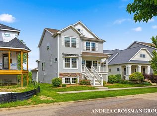 2130 Kensington Park Cir, Holland, MI 49423