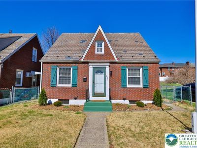 851 Media St, Bethlehem, PA, 18017