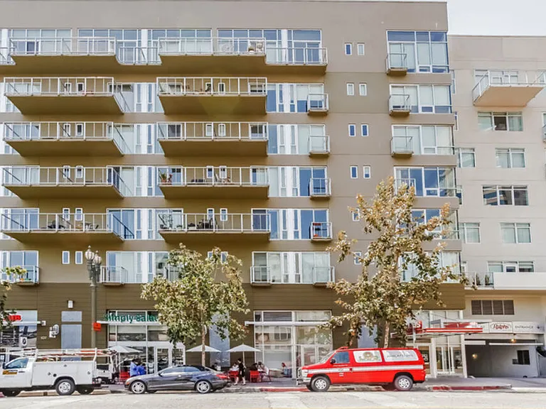 645 W 9th St #343 — Photo 31