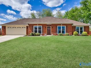2381 Villaret Dr SW, Huntsville, AL 35803
