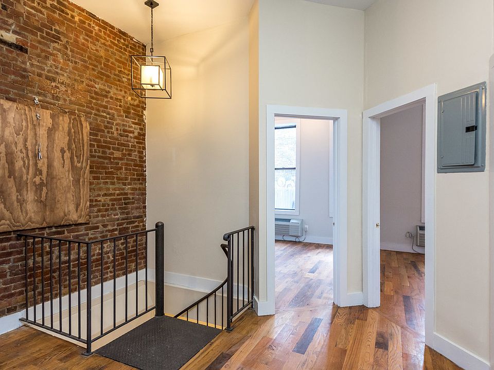 1st image of 175 Tompkins Ave #1