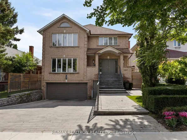597 Coldstream Ave, Toronto, ON M6B 2L1