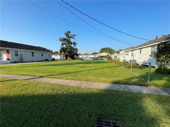 10 Crislaur Ave, New Orleans, LA 70123