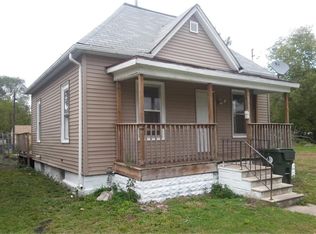 307 Adams St, Waterloo, IA 50703