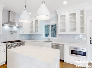 101 Sumner Rd #A, Brookline, MA 02445