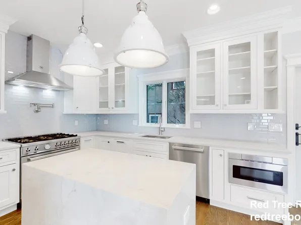 101 Sumner Rd, Brookline, MA