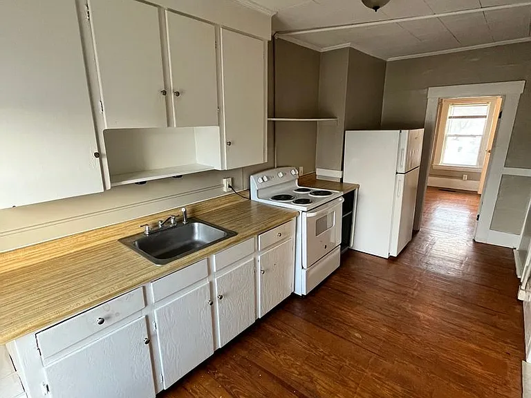 62 Charles Street — Photo 3