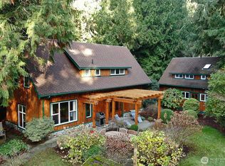 3638 Redtail Ln, Clinton, WA 98236