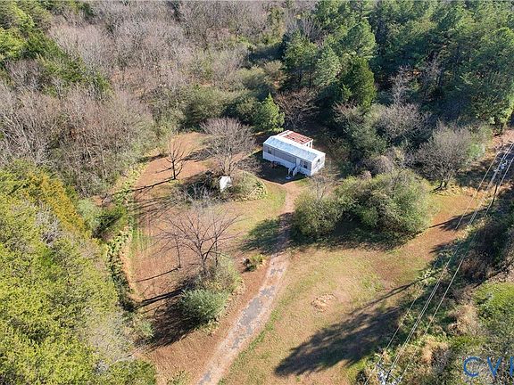 2nd image of 18395 Dogwood Trail Rd