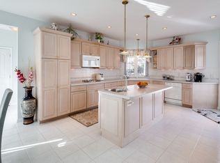 496A Browning Ln, Cherry Hill, NJ 08003