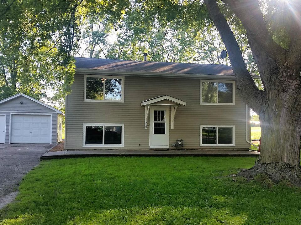 1st image of 250 Woodland Dr