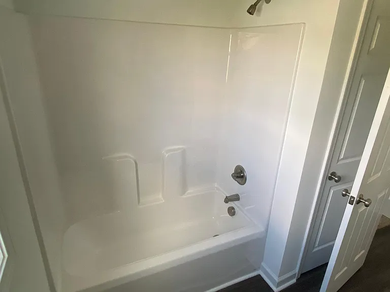 170 E Main St — Photo 3