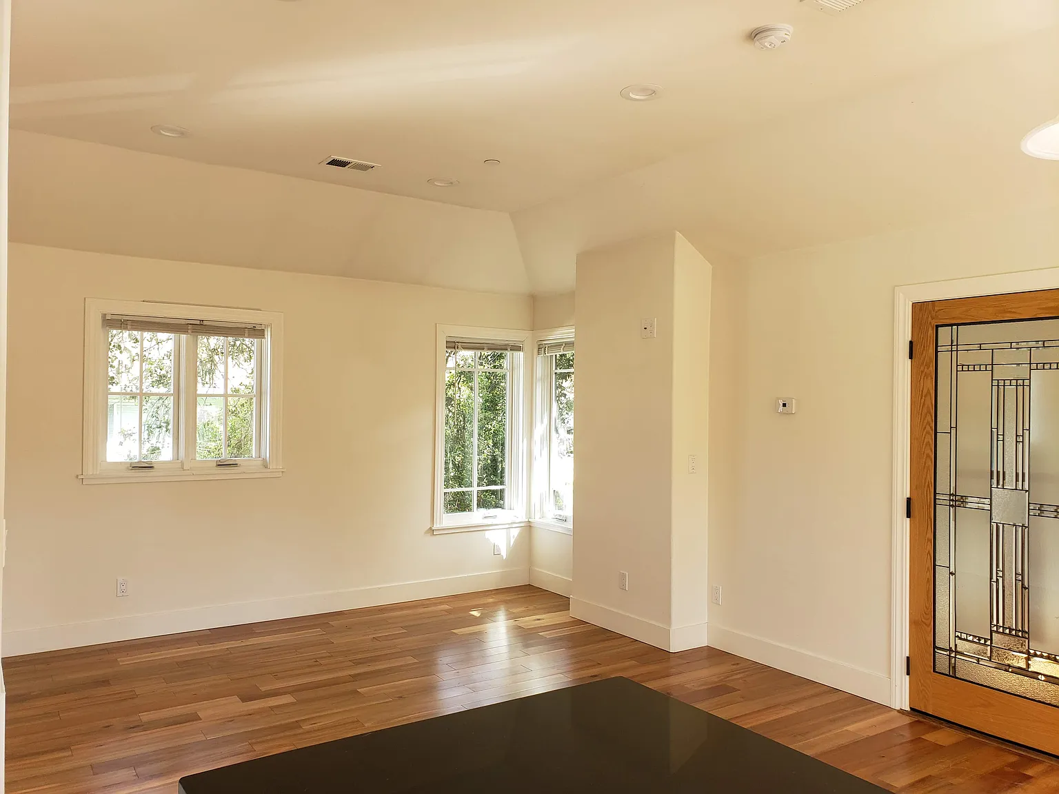 1 bed, 650 sqft, $2,450 — Photo 3