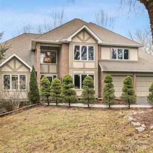 2 Sun Up Ln, Candler, NC, 28715