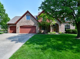 3763 S Village Dr, New Palestine, IN